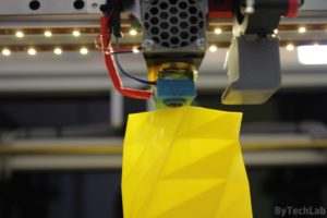 RAPTOR XLS 360 3D printer - Printing vase 2