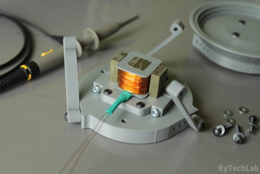 SMD parts bowl feeder prototype - Base plate assembly 2